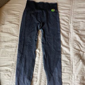 Victoria‘s Secret PINK Seamless Yoga Tight Best Butt Leggings - Blue, XS